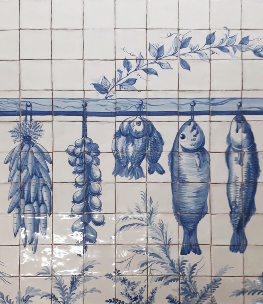 painel de pintura manual sobre azulejo torrinha 98